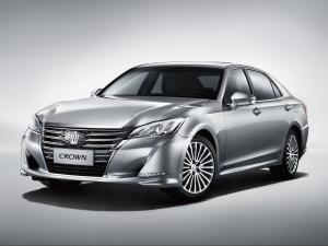 Toyota Crown (CN) '2015